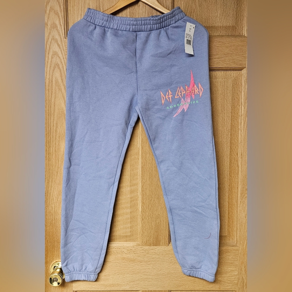 Def Leppard Large Girls Purple Joggers‎